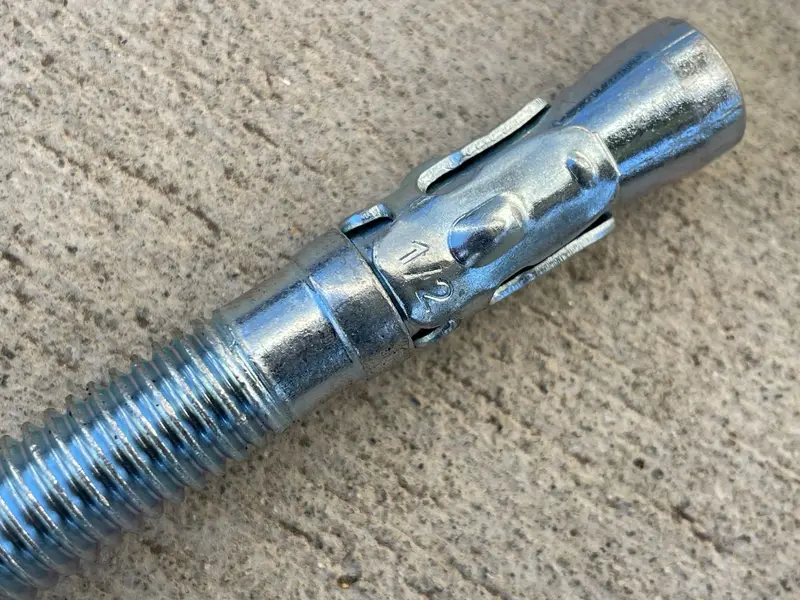 1/2" X 5-1/2" Concrete Wedge Anchors - Hex Head (Galvanized) 8