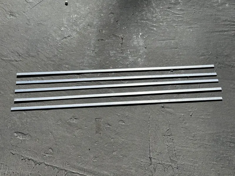 1/8" X 1/2" X 36" Hot Rolled Steel Flat Bar 10