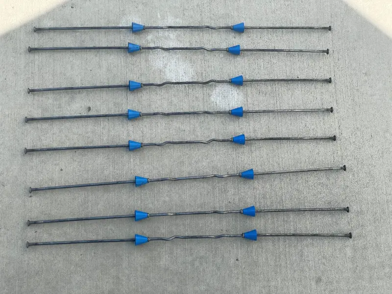 10" X 8 ¼" Standard Snap Ties For Concrete Forms (Long End) - 1" Plastic Cones 10