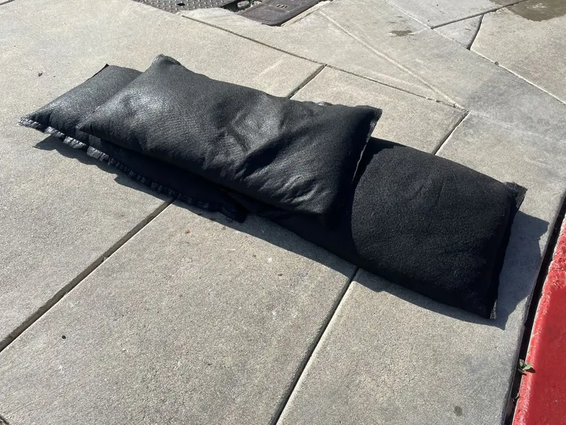 14" X 26" Water Activated Sandless Sandbags For Flooding 18