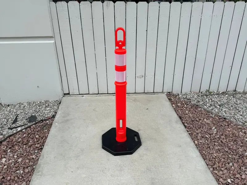 16" Traffic Delineator Post Base - Rubber 10
