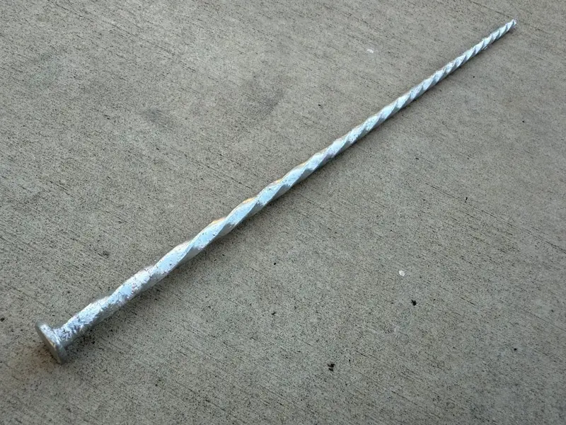 18 In. Galvanized Spiral Landscape Edging Spikes - 1 Gauge Steel 10
