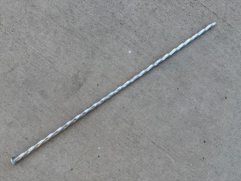 18 In. Galvanized Spiral Landscape Edging Spikes - 1 Gauge Steel 9