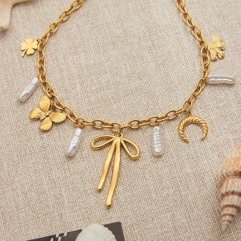 18K Gold Bow With Pearl Design Exquisite And Noble Necklace 1