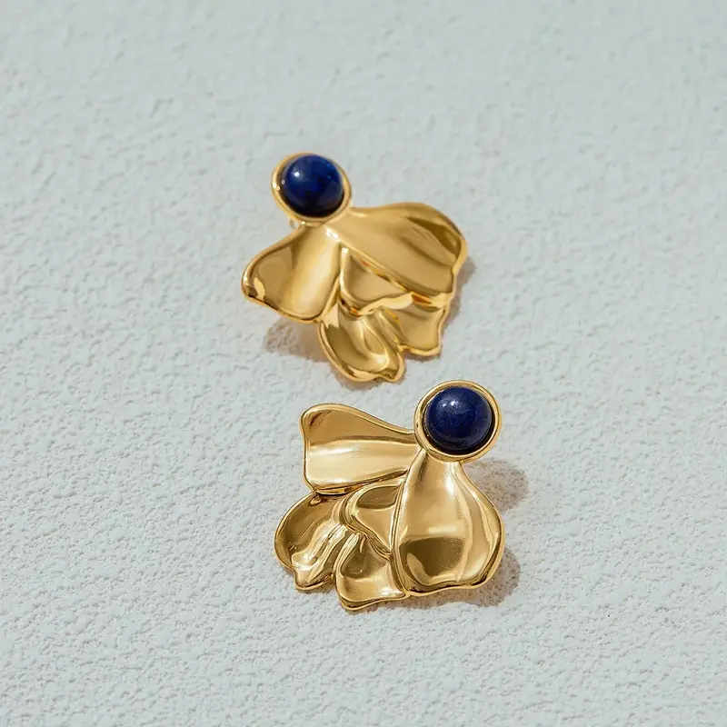 18K Gold Butterfly-Shaped Inlaid Gemstone Design Trendy And Personalized Earrings 1