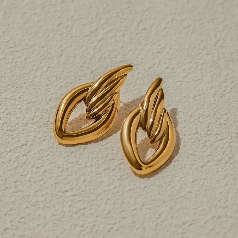 18K Gold Geometric Diamond Hollow Design Simple Personality Earrings 1