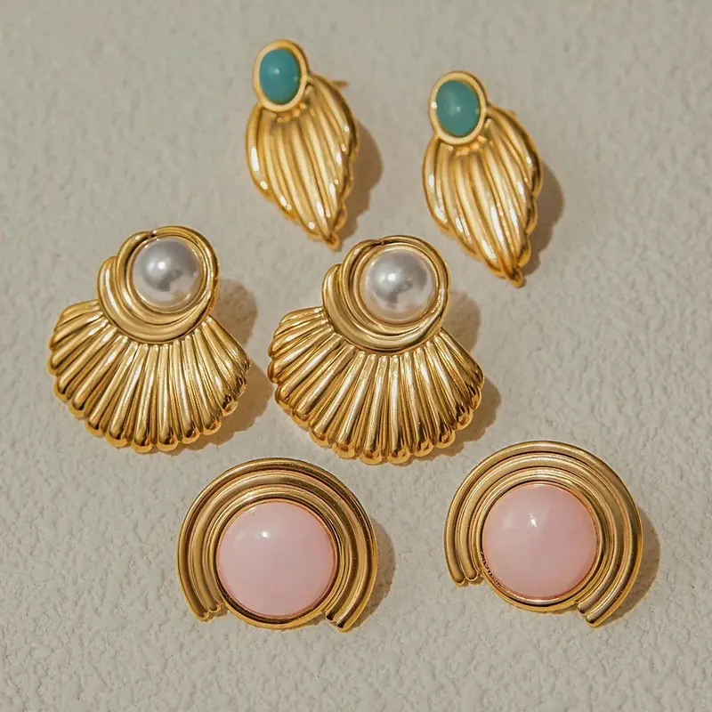 18K Gold Geometric Inlaid Gemstone Design Exquisite Noble Earrings 1