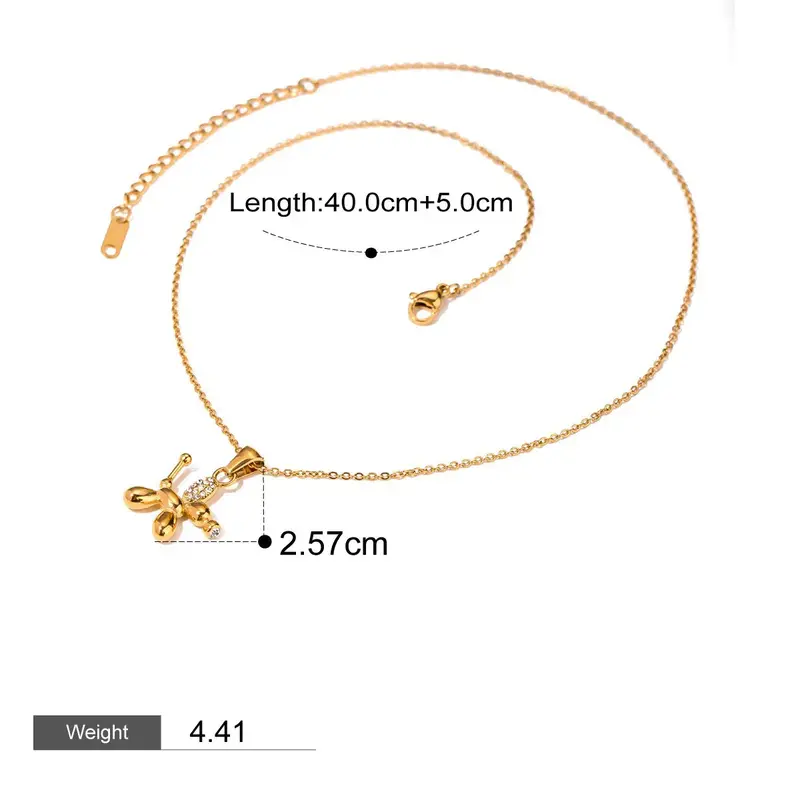18K Gold Geometric Shape With Texture Design High-End Unique Necklace 1