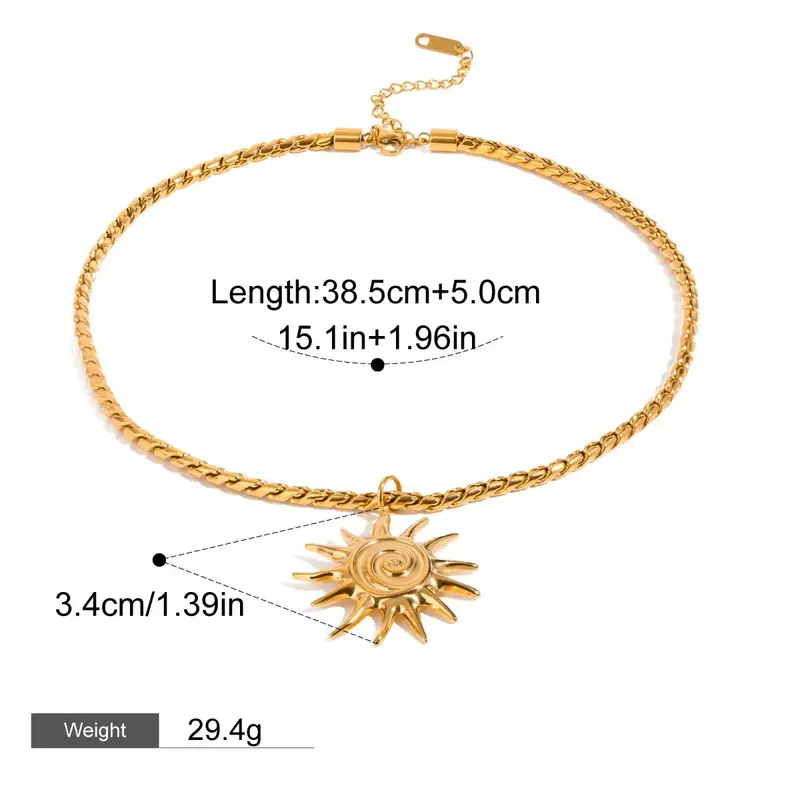 18K Gold Geometric Shape With Texture Design High-End Unique Necklace 4