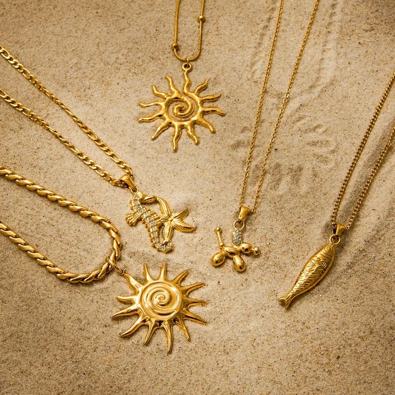 18K Gold Geometric Shape With Texture Design High-End Unique Necklace 5