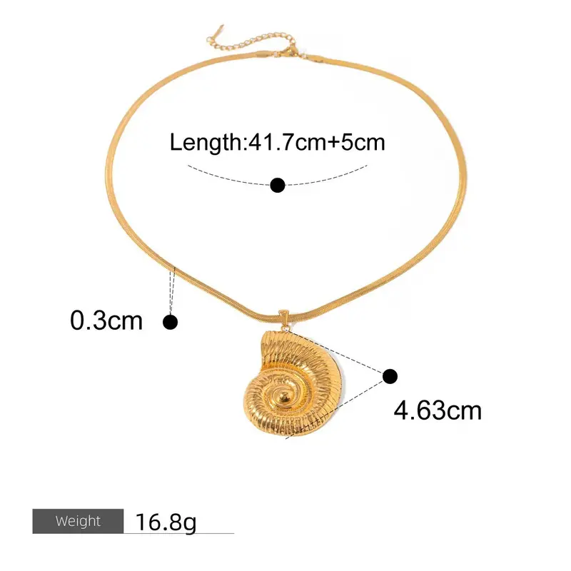 18K Gold Geometric Shape With Texture Design High-End Unique Necklace 7