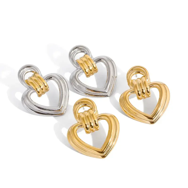 18K Gold Heart-Shaped Titanium Steel Stud Earrings 1