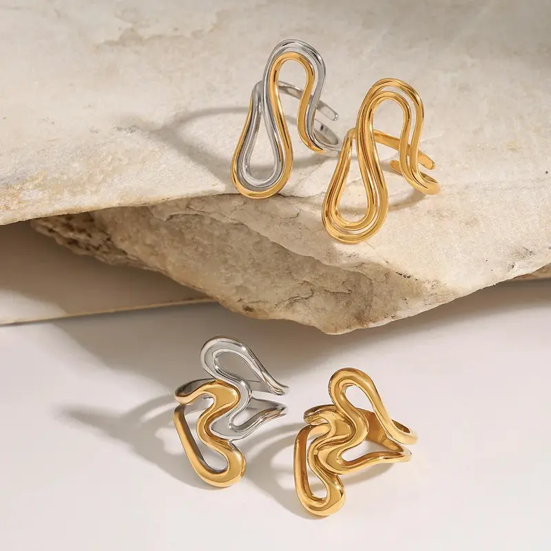 18K Gold Irregular Lines With Gold And Silver Color Matching Design Unique Personality Ring 1