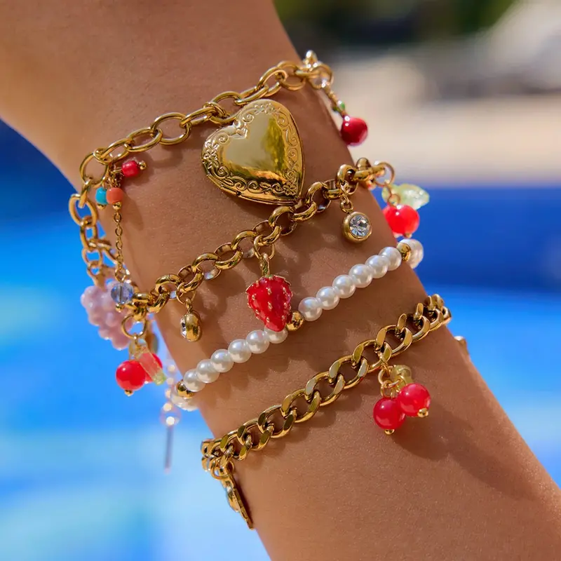 18K Gold Light Luxury Stacking Pearl Bracelet 1