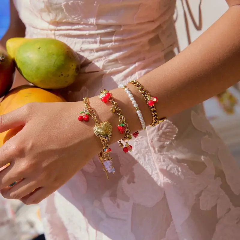 18K Gold Light Luxury Stacking Pearl Bracelet 3