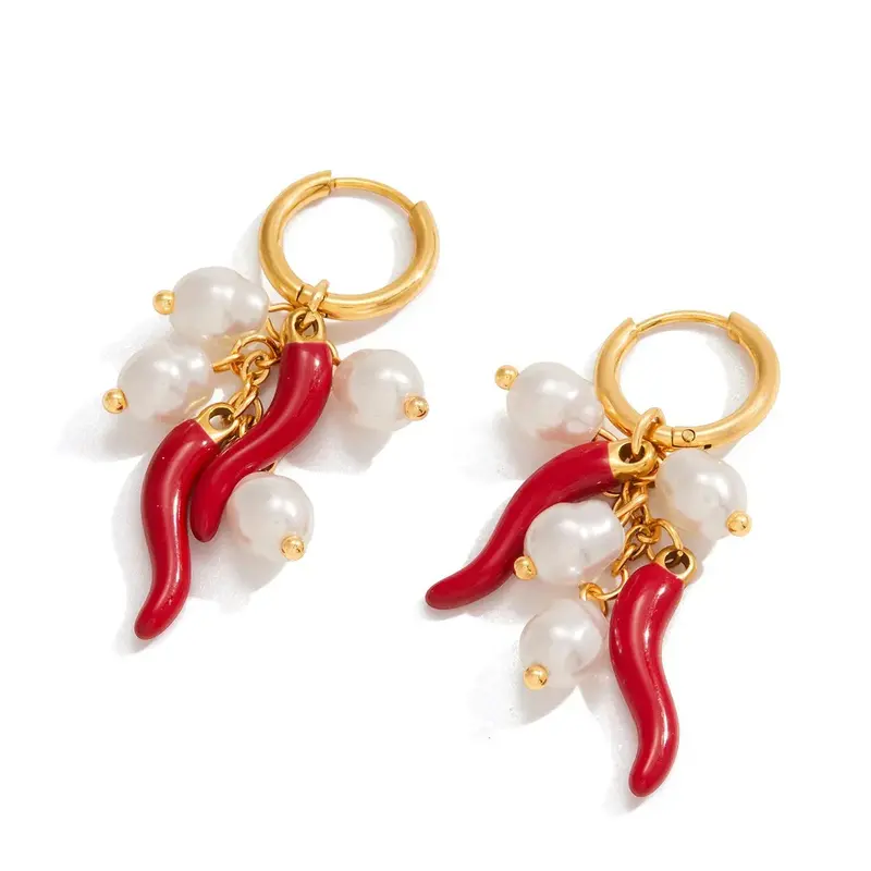 18K Gold Lightweight Luxury And High-End Chili Pepper And Pearl Earrings 1