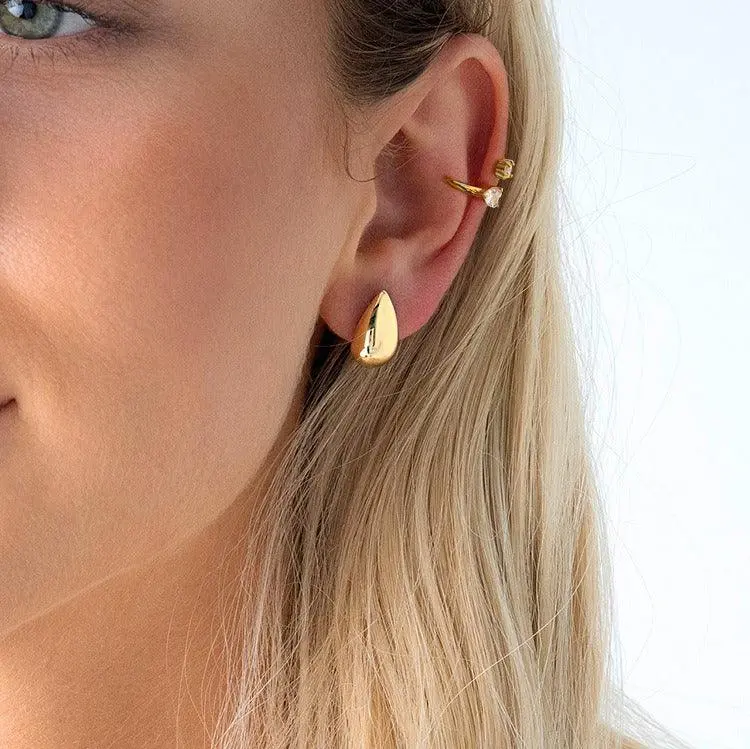 18K Gold Lightweight Luxury And High-End Style Teardrop Earrings 2