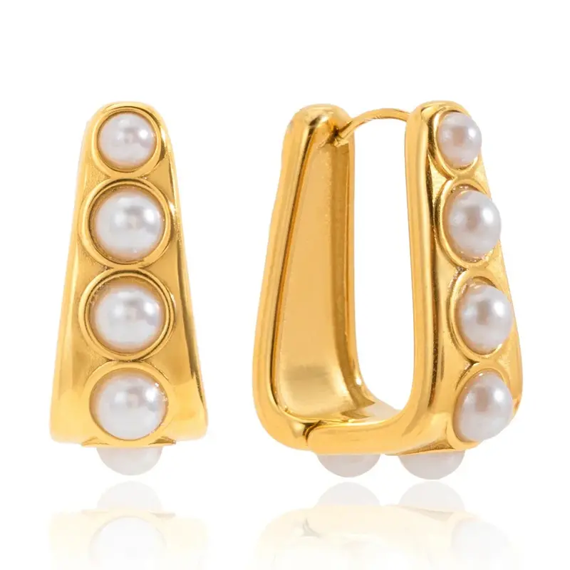 18K Gold Lightweight Luxury Earrings With Embedded Pearls. 1