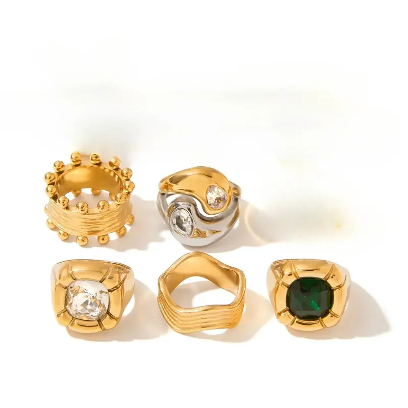 18K Gold Luxury Pearl Titanium Steel Ring 1