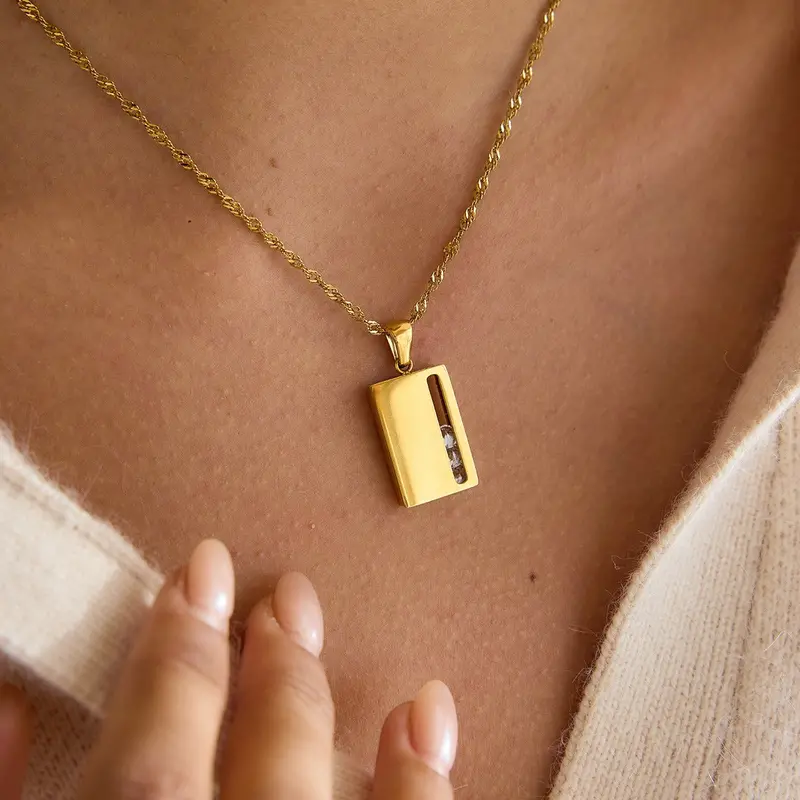 18K Gold Movable Zircon Necklace 2