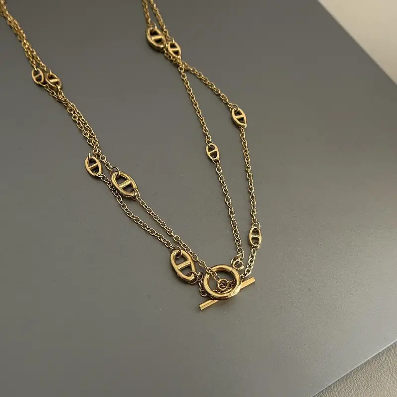 18K Gold-Plated Titanium Steel Pig Nose Necklace 2