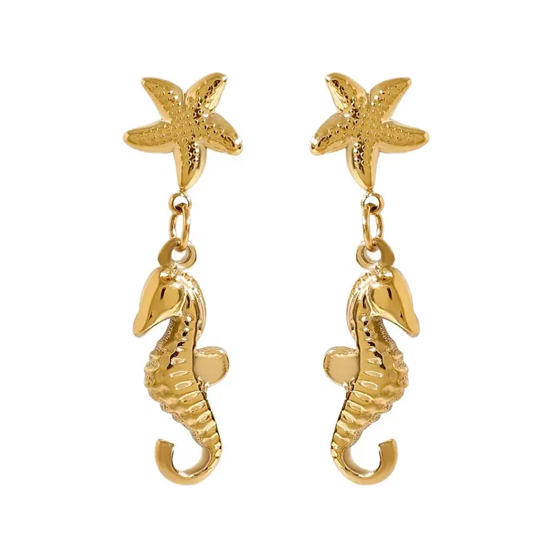18K Gold Seahorse-Shaped Earrings With A Trendy Marine Style 1