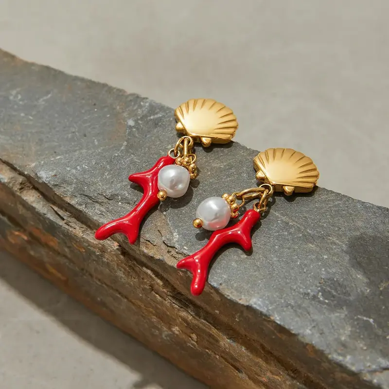 18K Gold Shell And Coral Design Exquisite And Noble Earrings 1