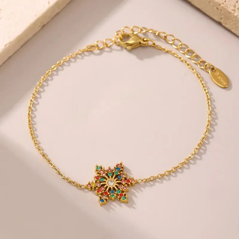 18K Gold Snowflake-Shaped Gemstone-Inlaid Luxury Bracelet 1