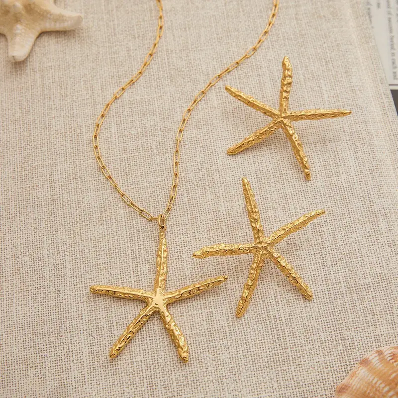 18K Gold Starfish With Textured Design Classic Fashion Necklace And Earrings Set 1