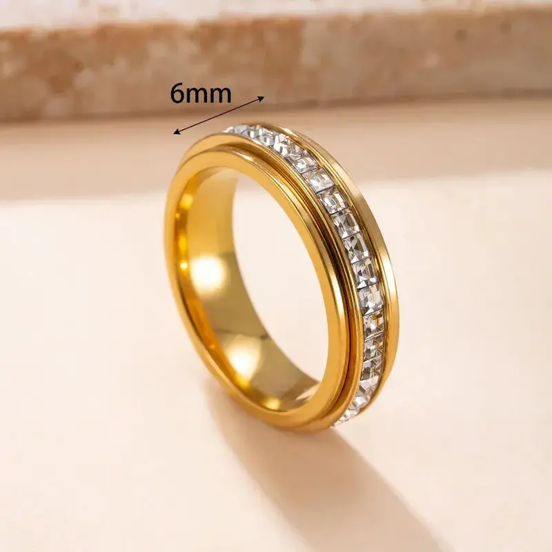 18K Gold Titanium Rotating Anxiety-Relief Ring. 3