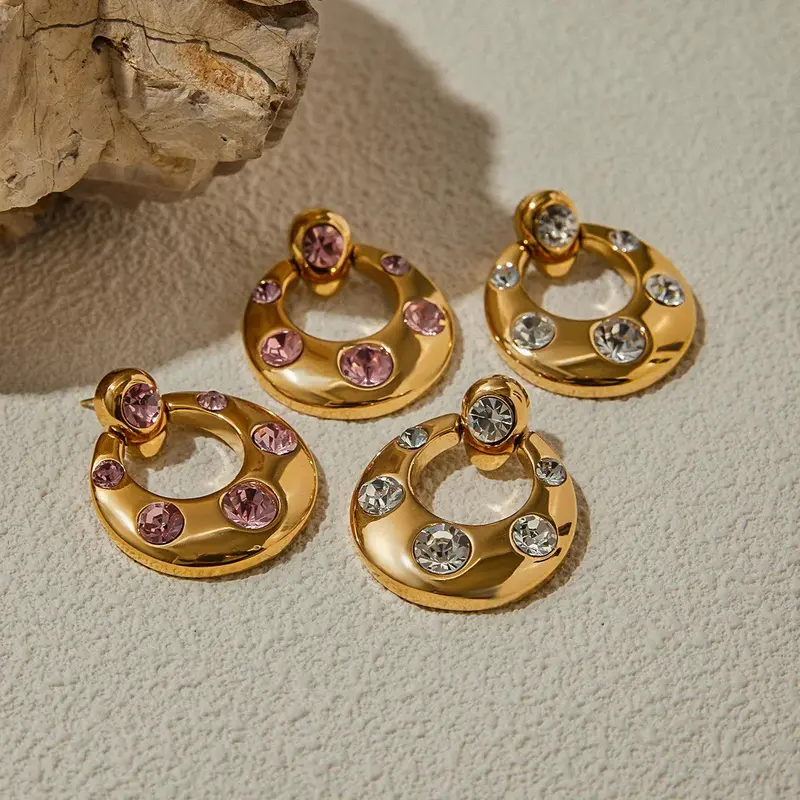 18K Gold U-Shaped Inlaid Gemstone Design Classic Simple Earrings 1