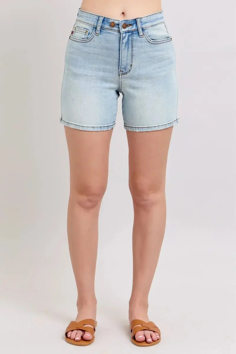 2 Button Judy Blue Denim Shorts With Pockets Plus Size 1