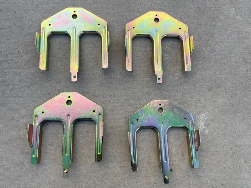 2 X 4 Double Waler Bracket For Concrete Forms - 12 Gauge Galvanized Steel 9