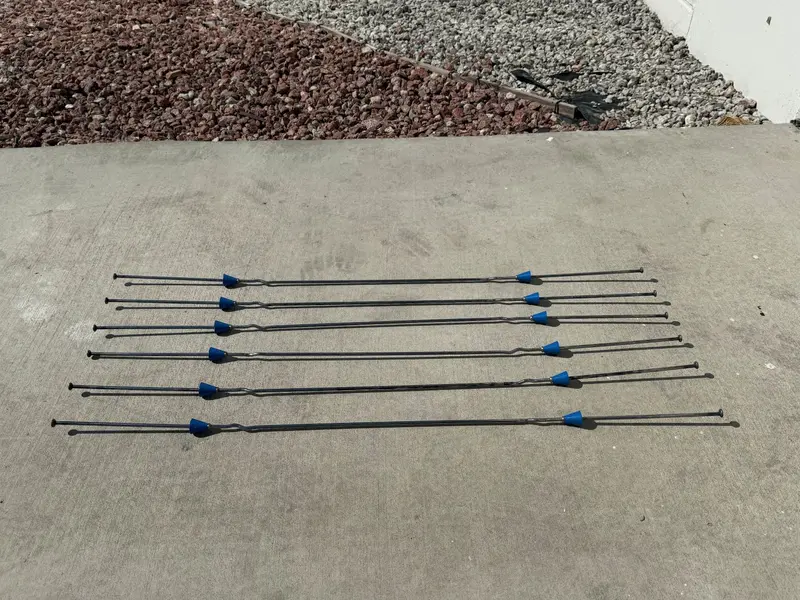 24" X 8-1/4" Standard Snap Ties For Concrete Forms (Long End) - 1" Plastic Cones 12