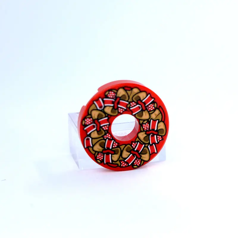 2X2 Round - Christmas Wreath - Red Wreath 1
