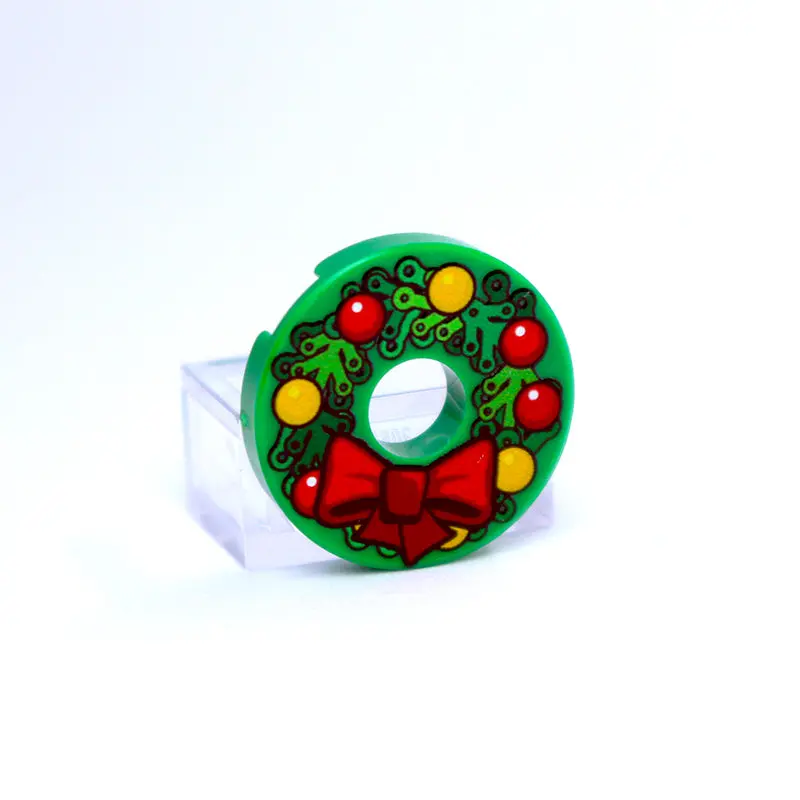 2X2 Round - Christmas Wreath - Yellow And Red Balls 1