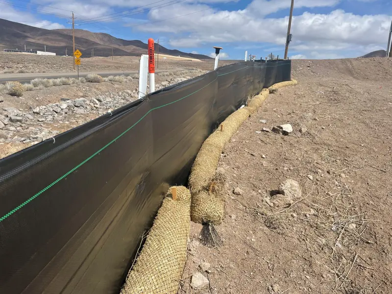 3 Ft X 100 Ft Dot Black Silt Fence With Wood Stakes (4 Ft) - Sediment And Erosion Control - Made In Usa 10