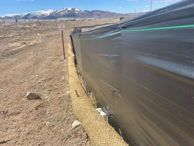 3 Ft X 100 Ft Dot Black Silt Fence With Wood Stakes (4 Ft) - Sediment And Erosion Control - Made In Usa 11