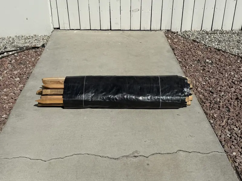3 Ft X 100 Ft Dot Black Silt Fence With Wood Stakes (4 Ft) - Sediment And Erosion Control - Made In Usa 16