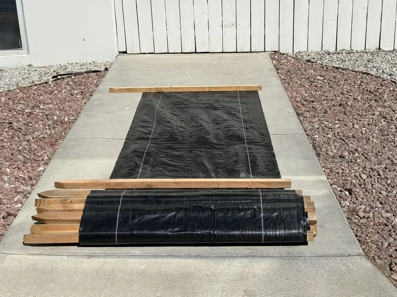 3 Ft X 100 Ft Dot Black Silt Fence With Wood Stakes (4 Ft) - Sediment And Erosion Control - Made In Usa 18