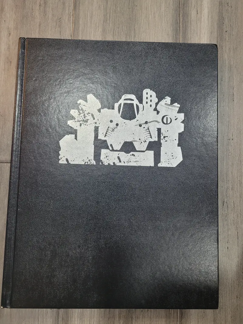 35110 Total Warfare- Limited Edition Cover 1