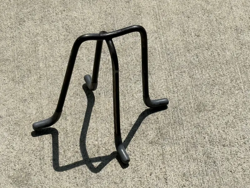 4" Metal Rebar Support Chairs - Plastic Dipped Legs - Rebar #3 To #5 8