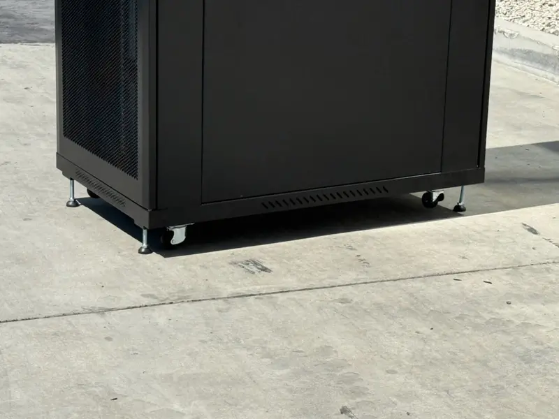 42U Data Center Rack - Lockable, Heavy Duty With Cooling Support 18