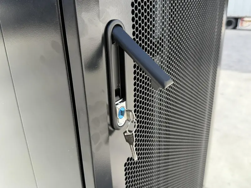 42U Data Center Rack - Lockable, Heavy Duty With Cooling Support 20