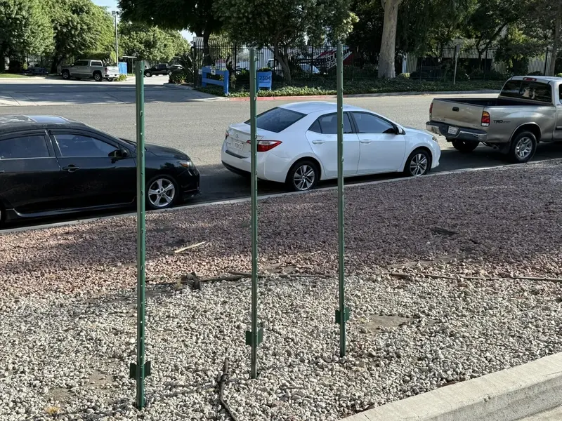 5 Ft U Channel Posts For Fences & Signs - Studded Steel, Green 8
