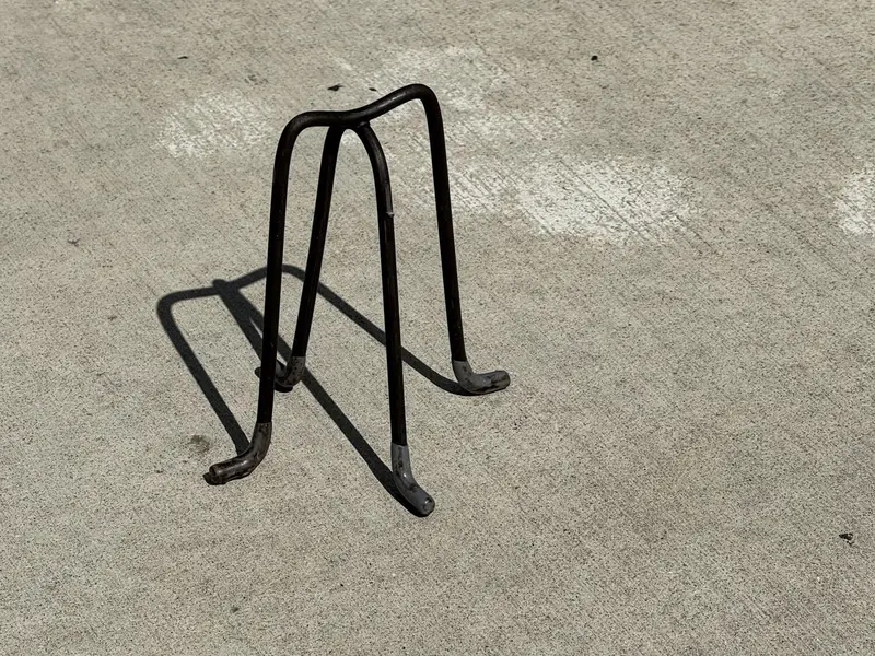 5" Metal Rebar Support Chairs - Plastic Dipped Legs - Rebar #3 To #5 11