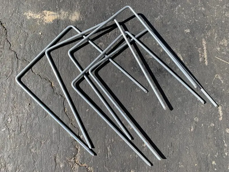 6 In. Wide Landscape Staples - 7 Gauge Galvanized Steel 9