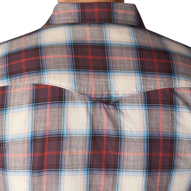 Carhartt Men's Montana Relaxed Fit Lightweight Snap-Front Long Sleeve Plaid Shirt 6