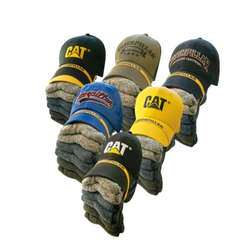Cat Men's Cap & Sock Bundle 1