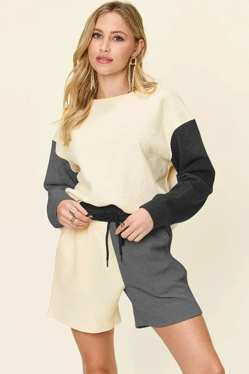 Contrast Drop-Shoulder Two-Piece Set: Top & Shorts